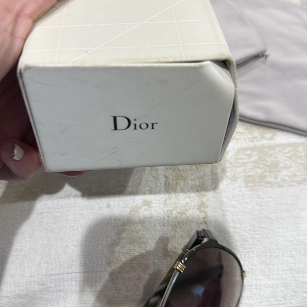 Christian Dior Dior Chicago2 Gold Tone Frame Aviator Sunglasses host pick - Picture 13 of 16